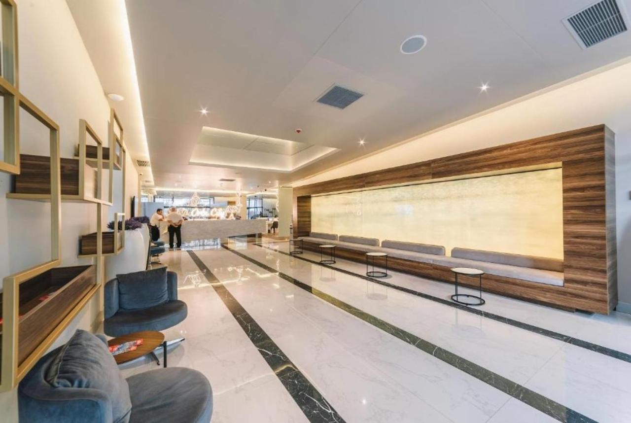 Luxury Sea View Apartments In Orbi City Батуми Екстериор снимка