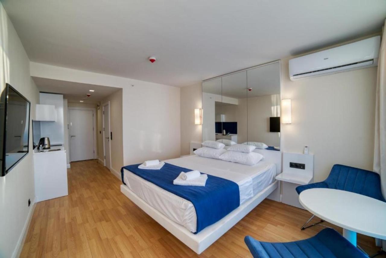 Luxury Sea View Apartments In Orbi City Батуми Екстериор снимка