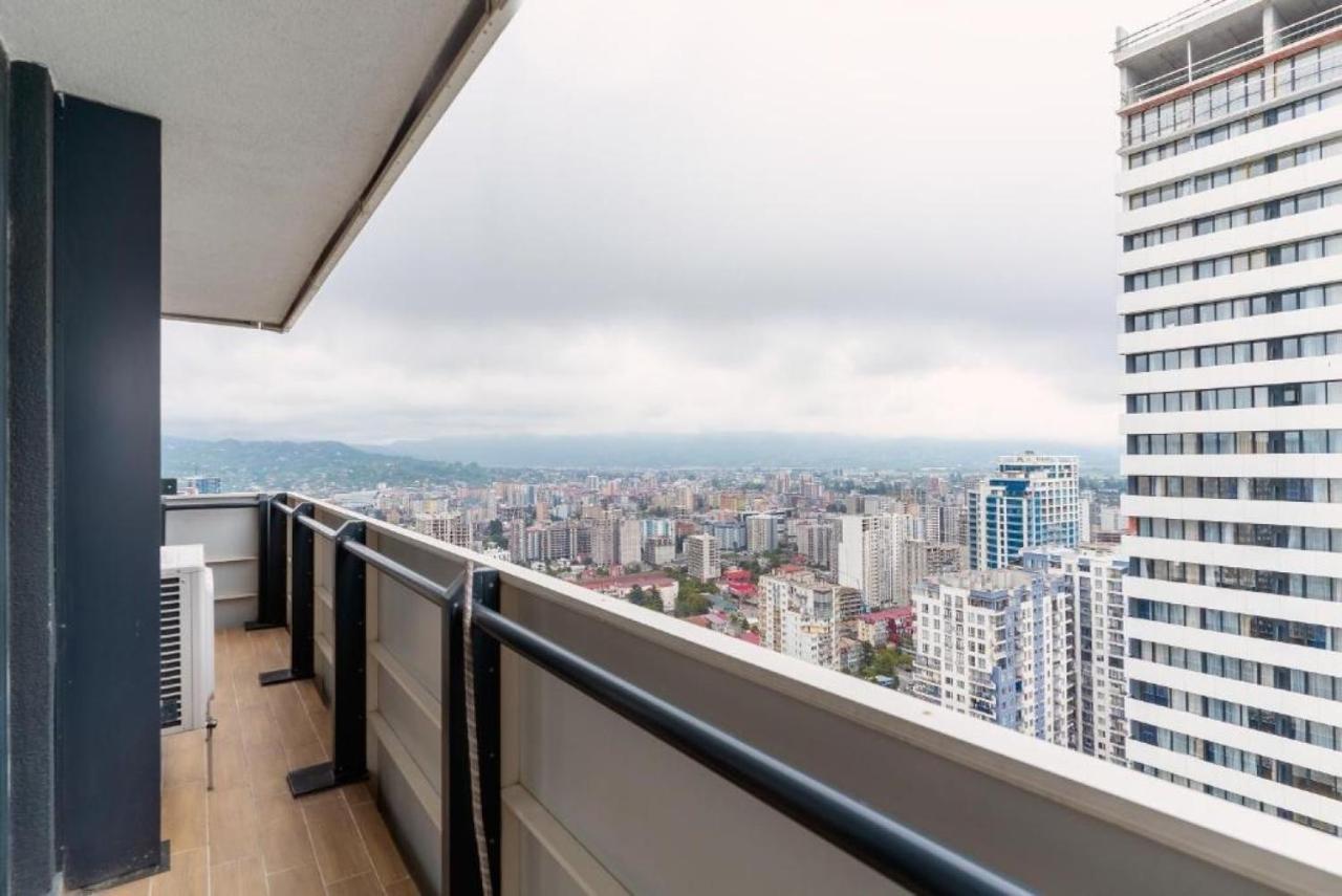 Luxury Sea View Apartments In Orbi City Батуми Екстериор снимка