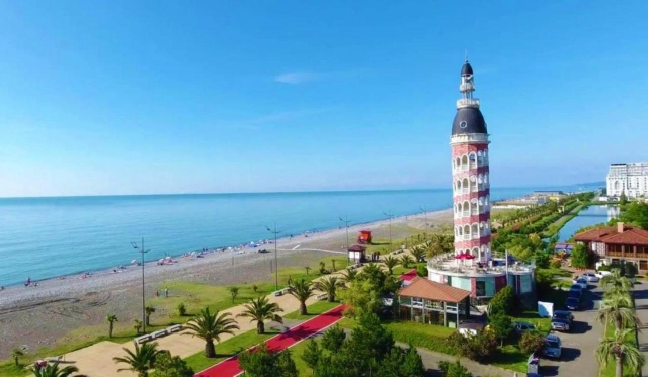 Luxury Sea View Apartments In Orbi City Батуми Екстериор снимка